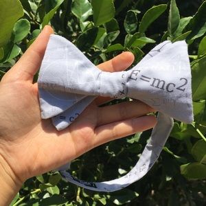 Physics Bowtie